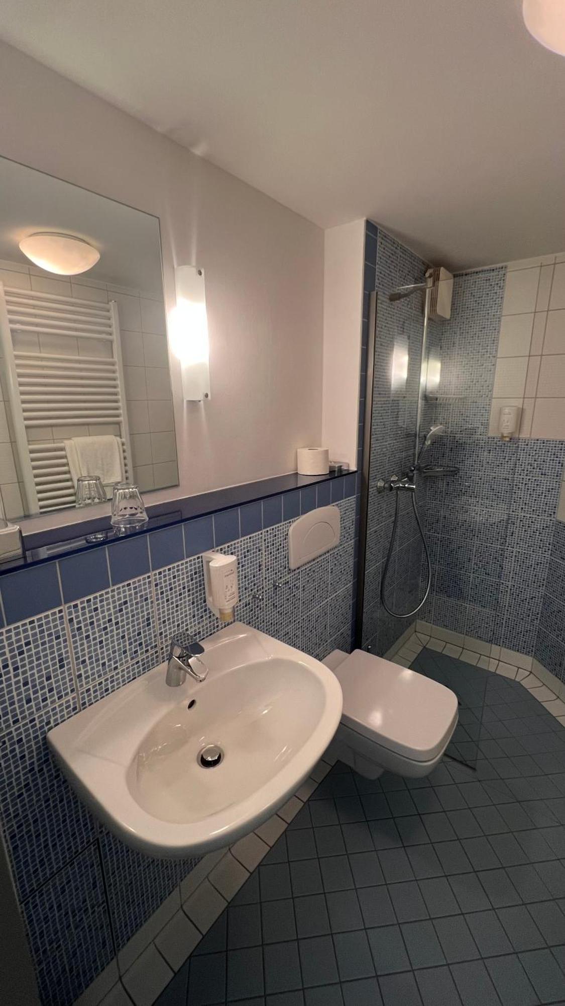 In Via Hotel Paderborn Ngoại thất bức ảnh